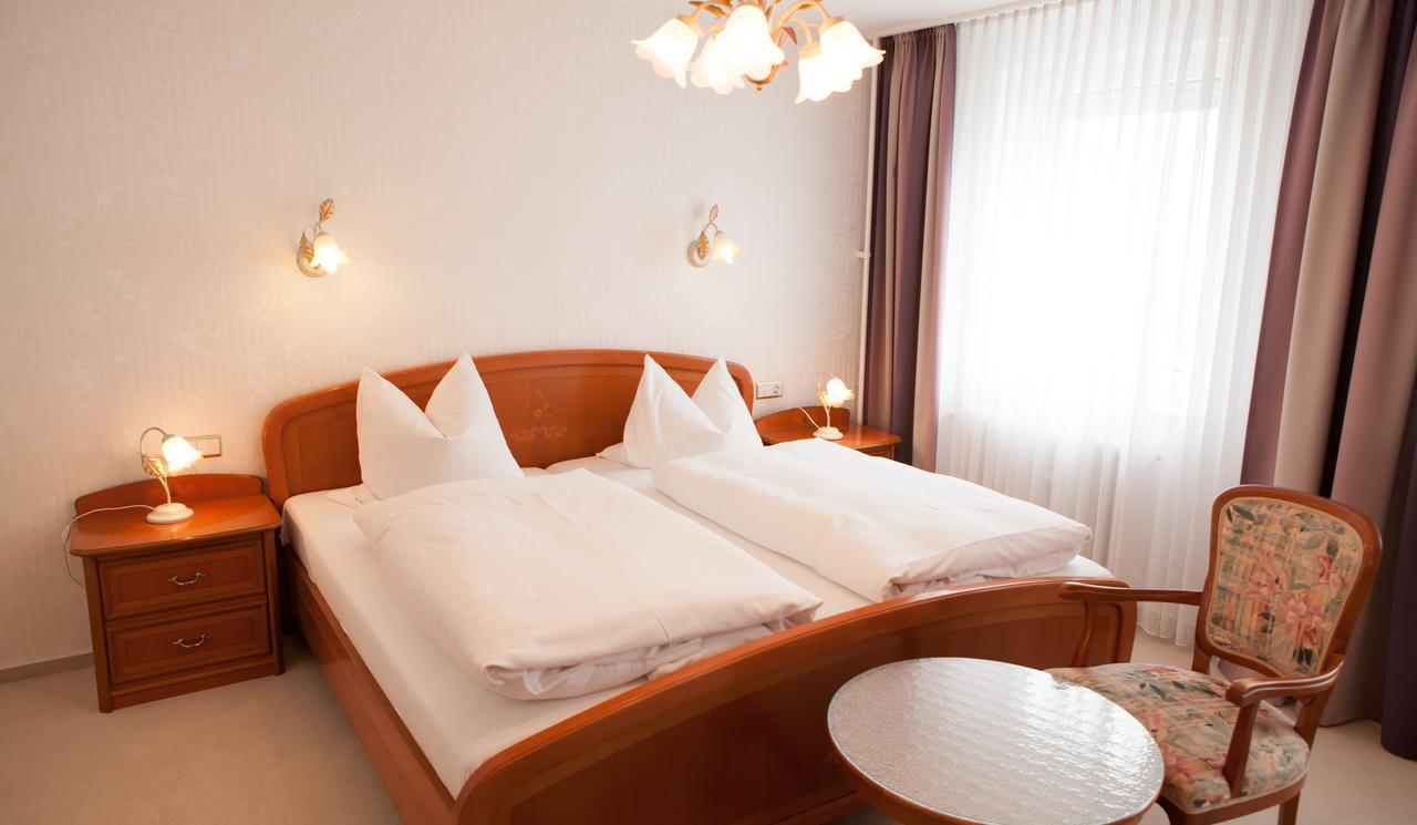 Hotel Restaurant Zur Post Lohfelden מראה חיצוני תמונה